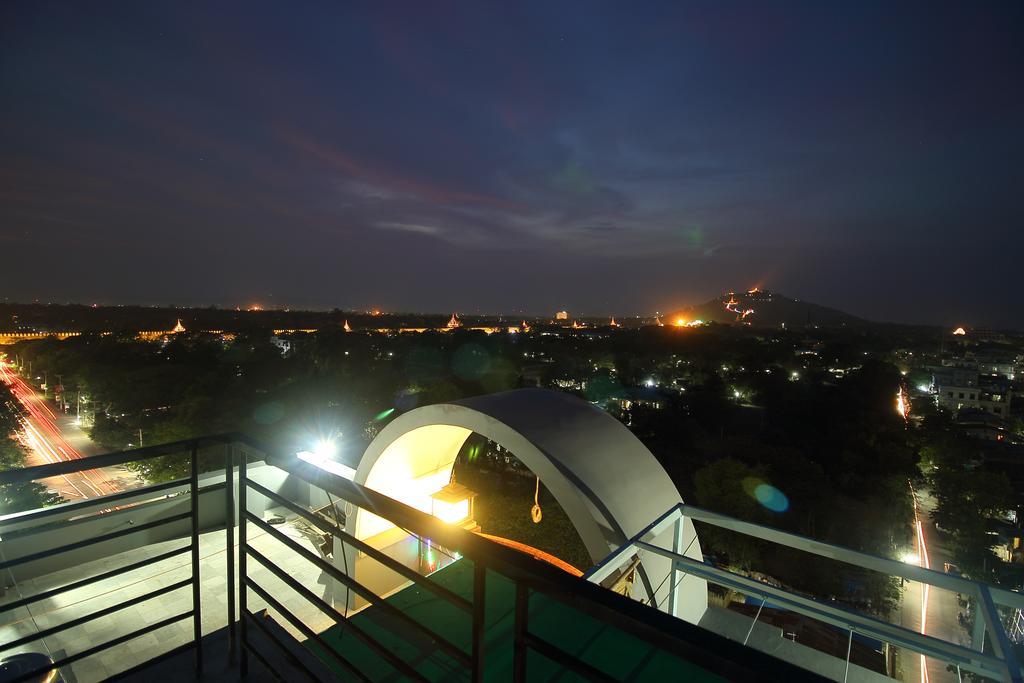 Hotel United Mandalay Exteriör bild