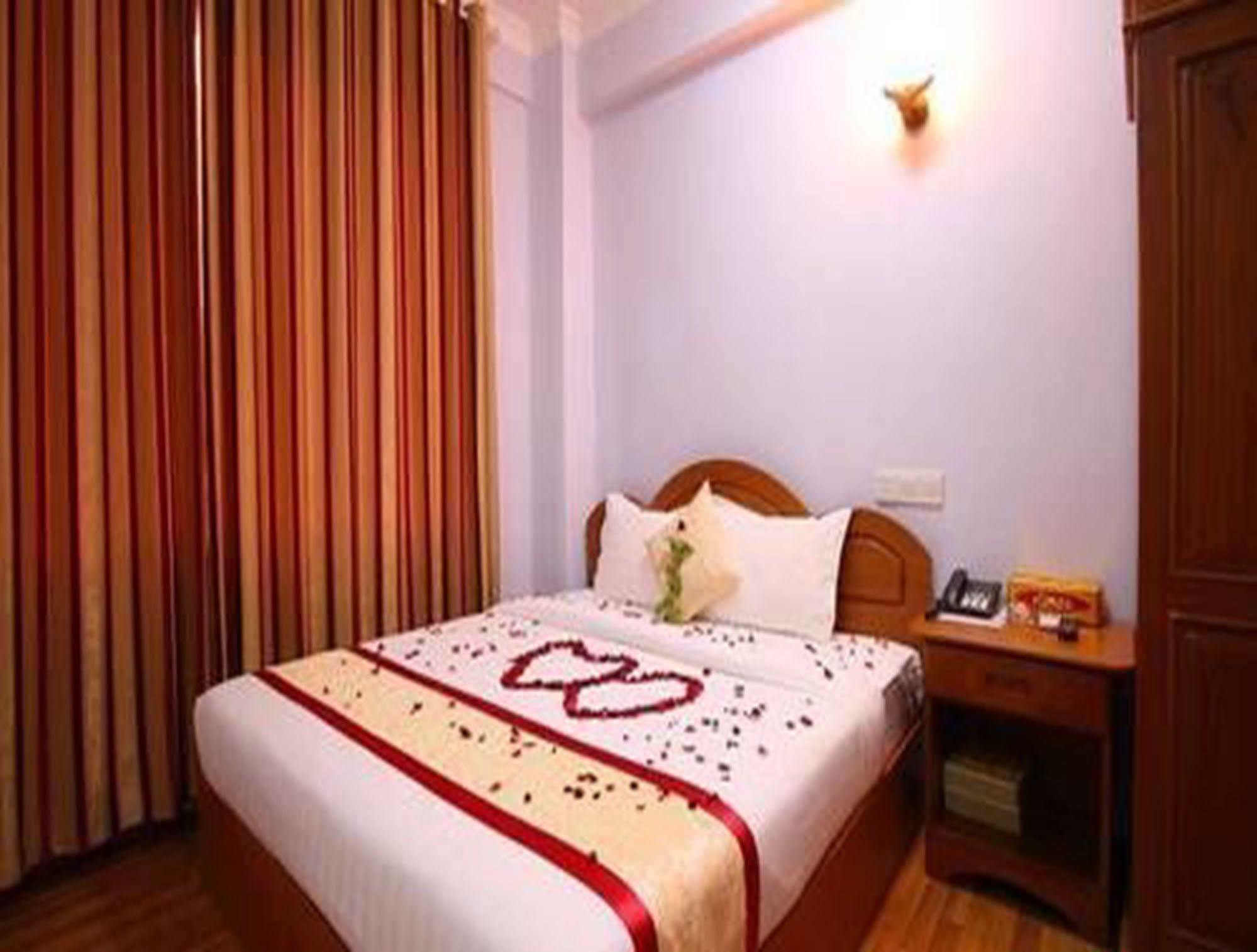 Hotel United Mandalay Exteriör bild